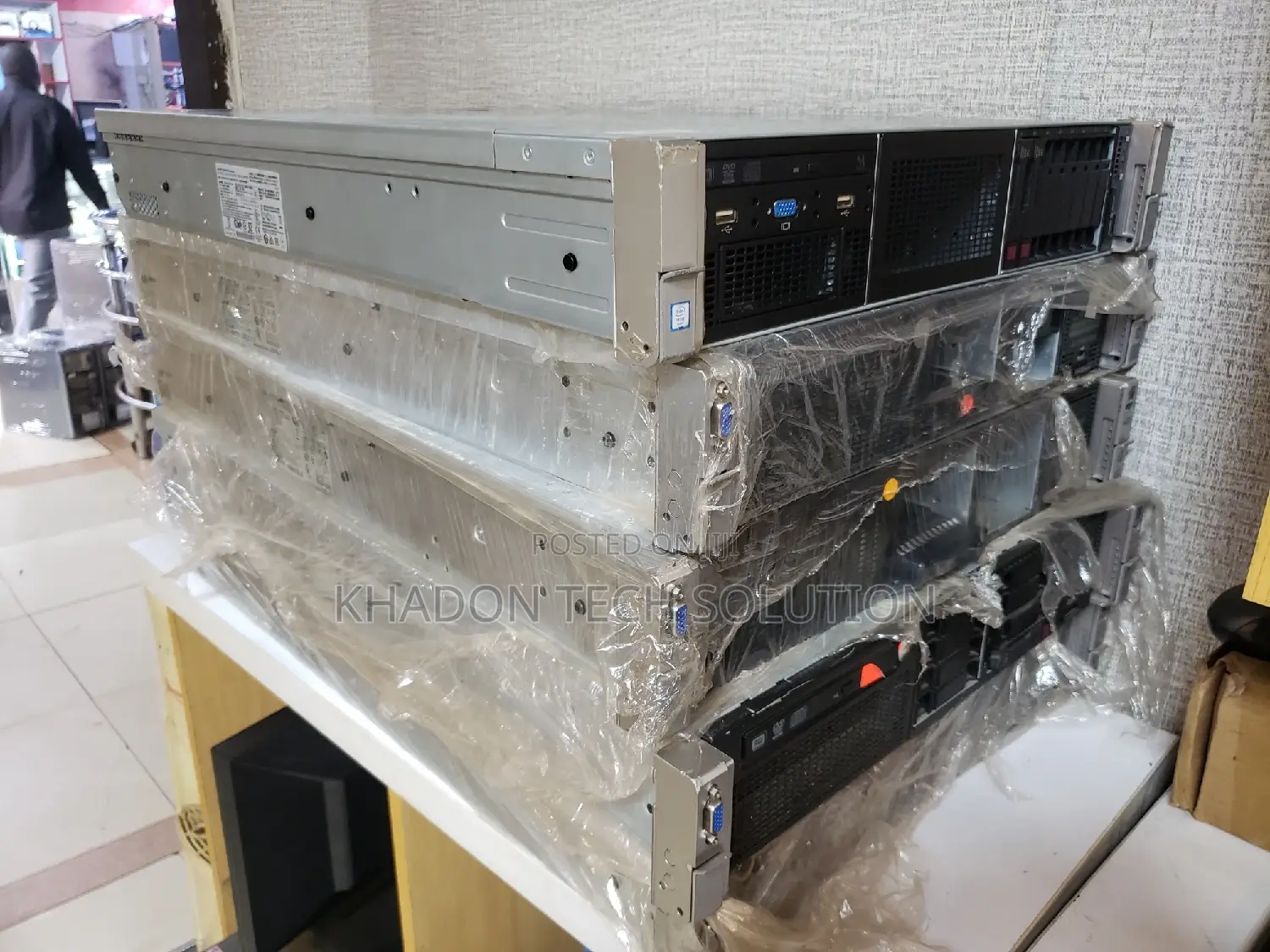 Server HP ProLiant DL 96GB Intel Xeon HDD 2T