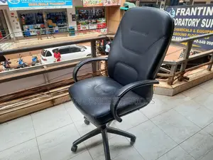Leathered High Back Office Chair