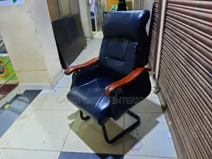 Executive Office Chair, Non Adjustable