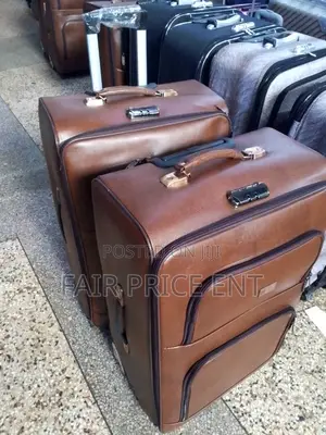 Original Leather Suitcase. Large. ( Brown)