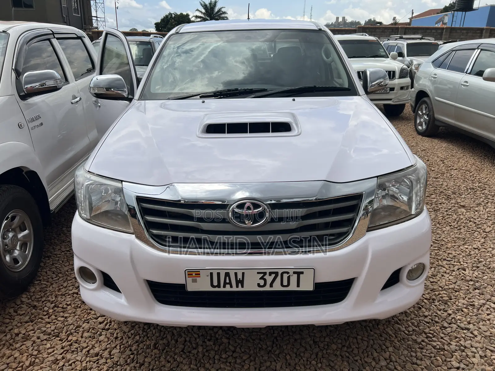 Toyota Hilux 2013 White