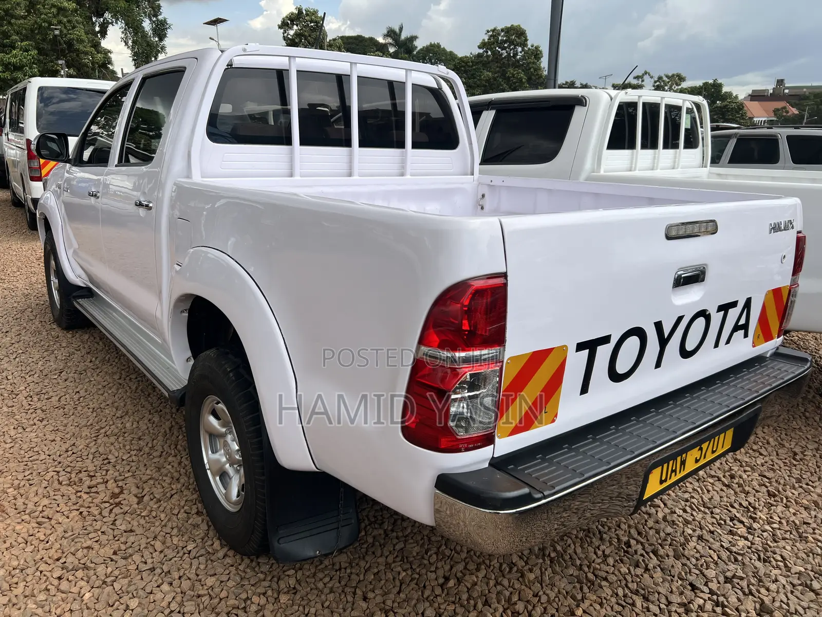 Toyota Hilux 2013 White