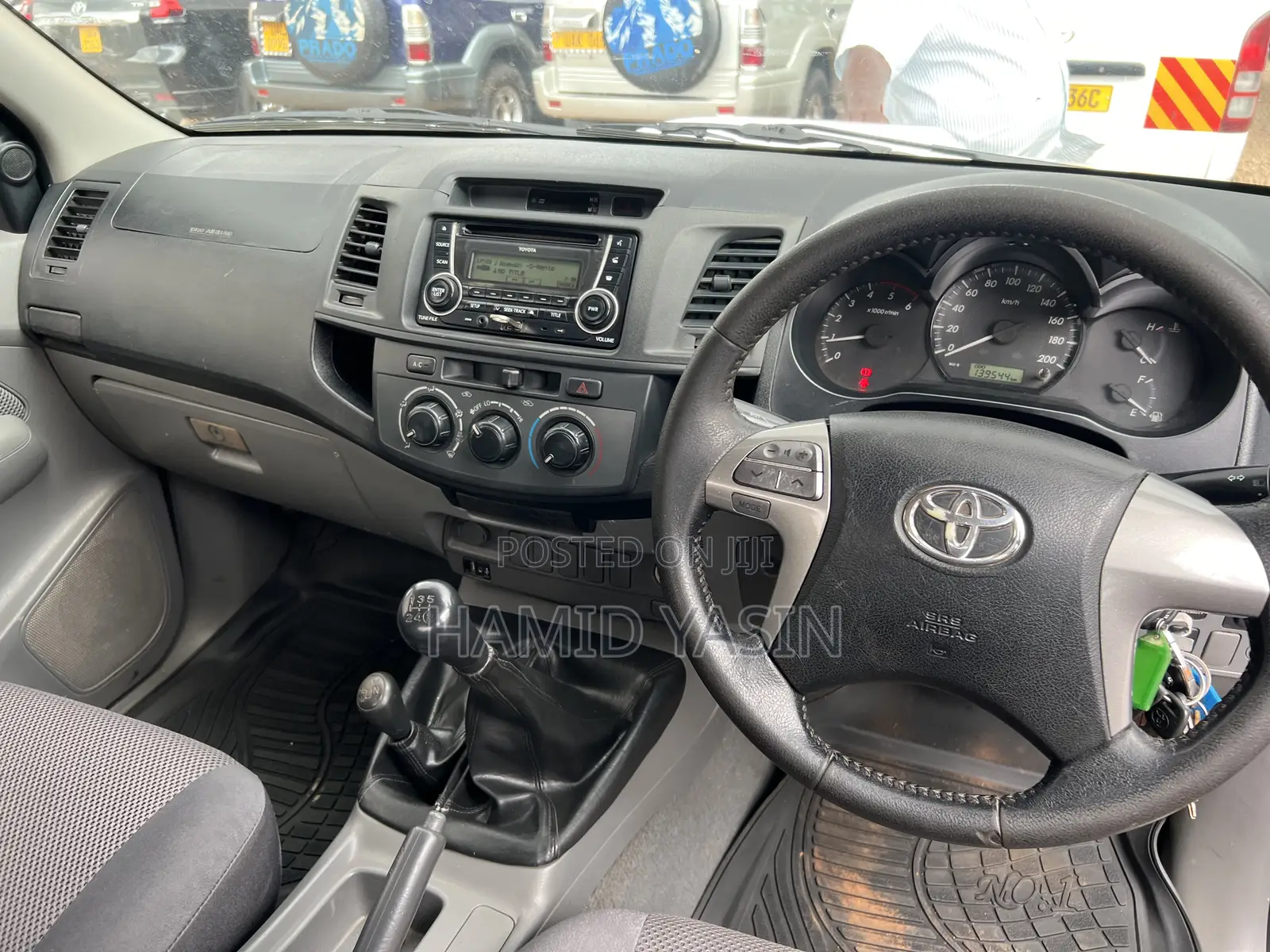 Toyota Hilux 2013 White