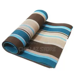 6 Pieces of Placemats Table Mats With a Runner