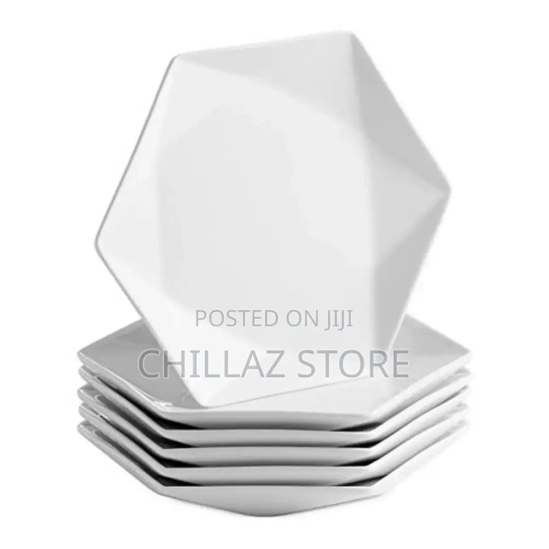 Lightbox
6 Pieces of Hexagonal Plain Design Dinner Plates
