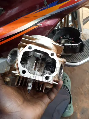 Motor Engine