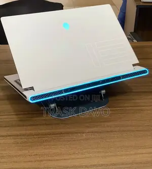 New Laptop Alienware M17x R2 16GB Nvidia SSD 1T