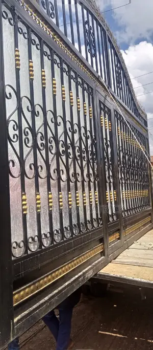 Top Sliding Gate With Fiber 6