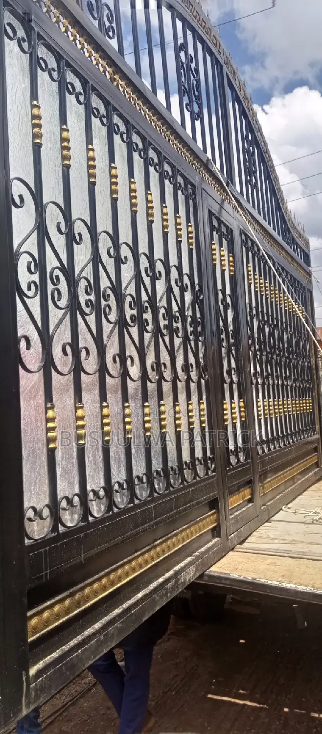 Top Sliding Gate With Fiber 6