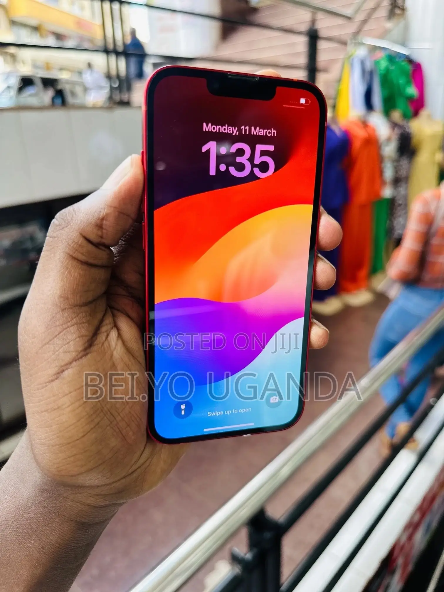 Apple iPhone 13 128 GB Red