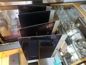 Desktop Computer Apple iMac 8GB Intel Core I5 SSD 1T