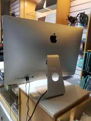 Desktop Computer Apple iMac 16GB Intel Core I7 SSD 500GB