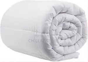 6×6 Duvet Inner/ Quilt – White