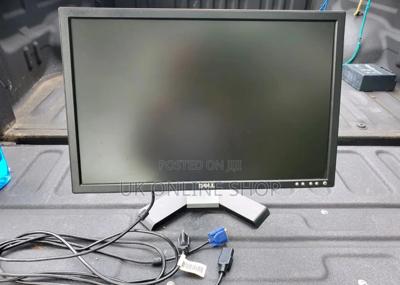 Dell Ultrasharp 19 Inch LCD Monitor With Power Cable