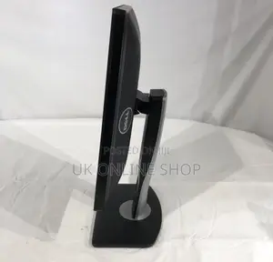 Dell E1913S LED LCD Monitor With Power and VGA Cable