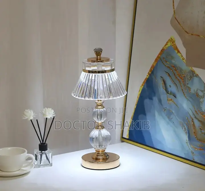 Modern Elegant Crystal Table Lamp