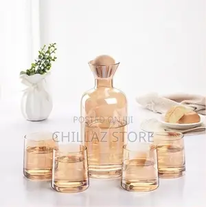 Glass Carafe Water Pitcher With Wood Lid, Kettle,