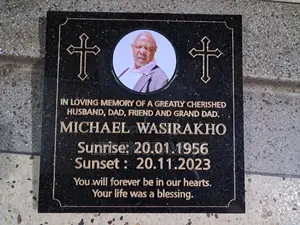 Grave Stone 40x40