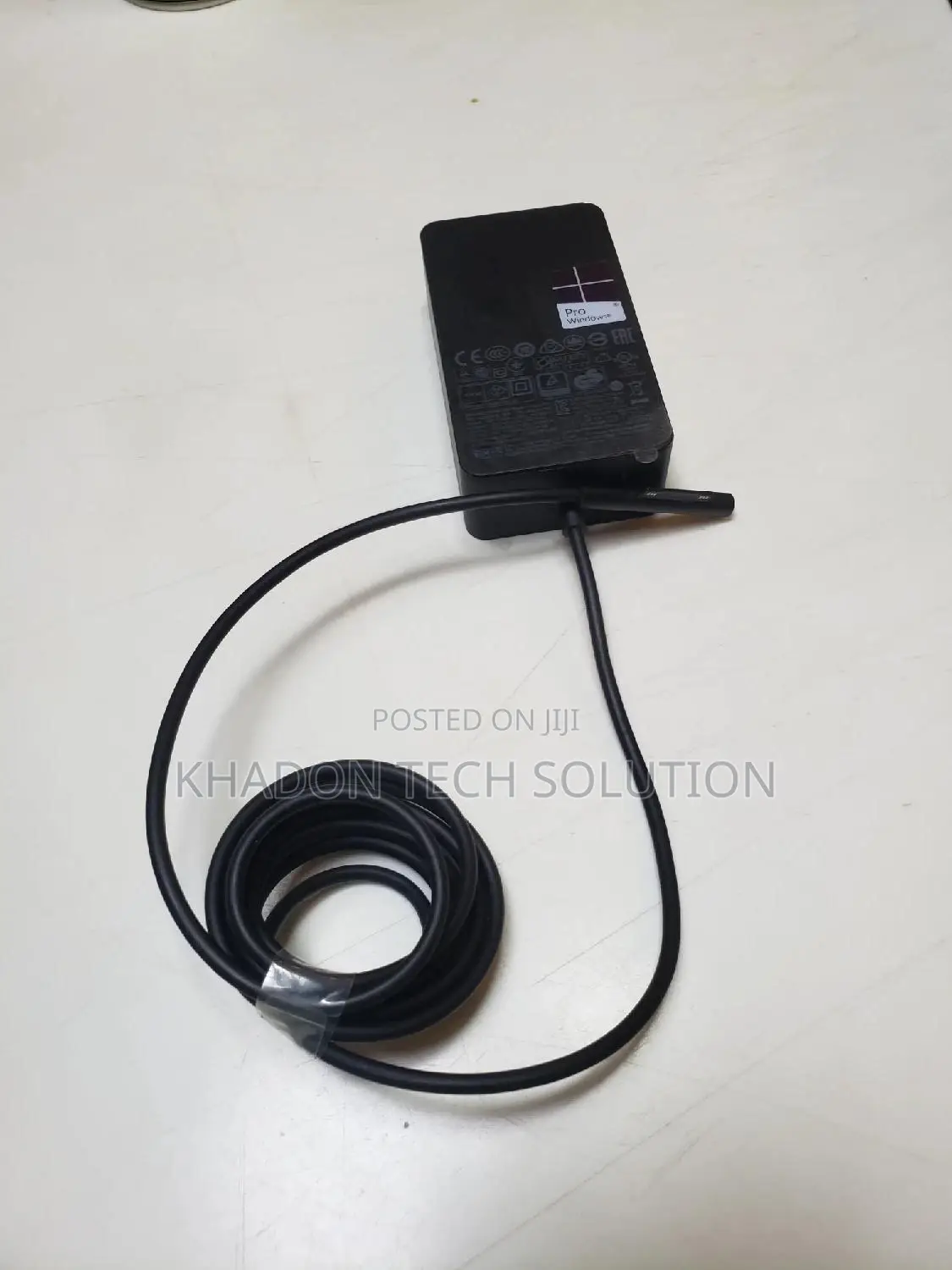 Surface Slim Charger
