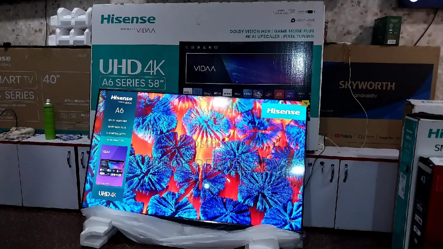 58 Inches Led Hisense Smart Uhd Digital Flat Screen .