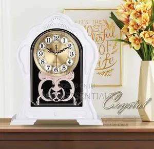 Limitation Solid Wood Clock Table Clock