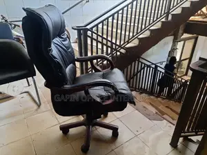 Executive Leathered Office Chair