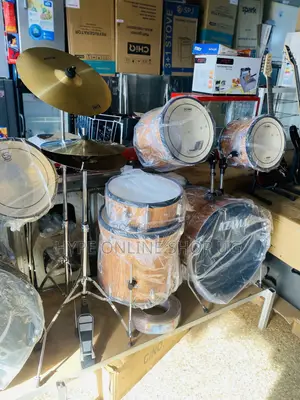 Tama, S and EV Drums