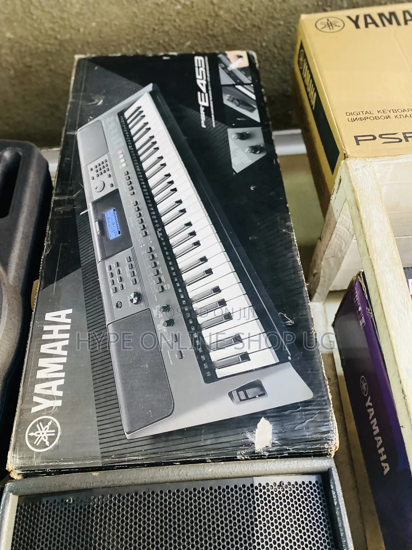 P.S.R.E 453 Piano