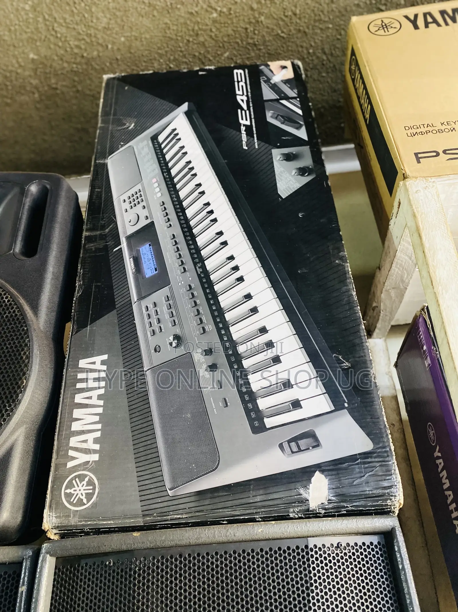 P.S.R.E 453 Piano