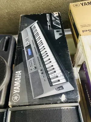 P.S.R.E 453 Piano
