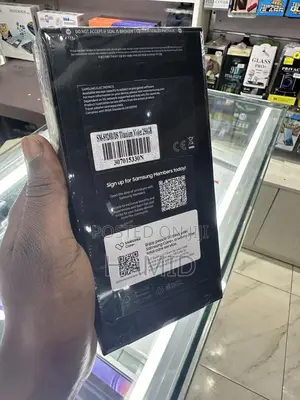 New Samsung Galaxy S24 Ultra 256 GB