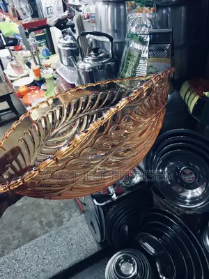 Salad Bowls Gold