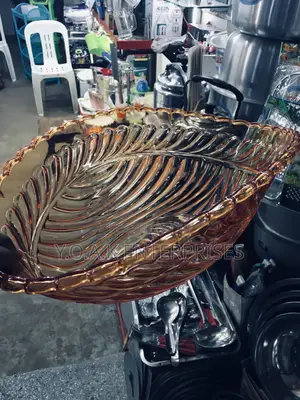 Salad Bowls Gold