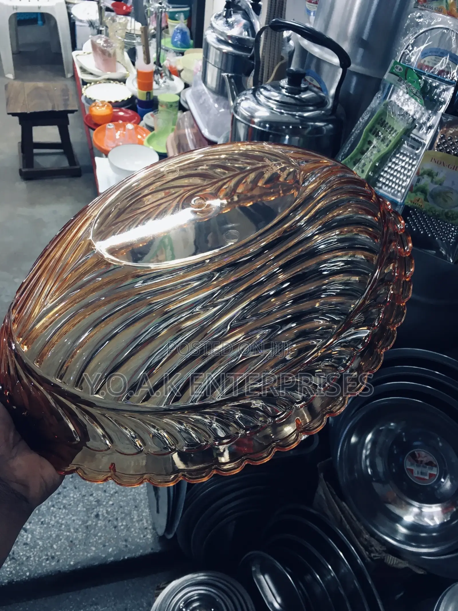 Salad Bowls Gold