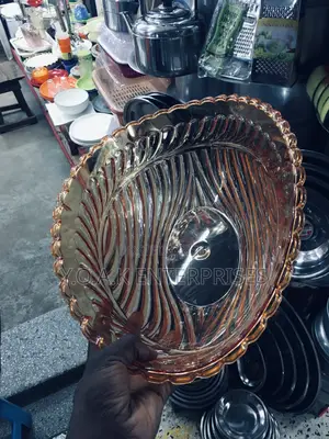 Salad Bowls Gold