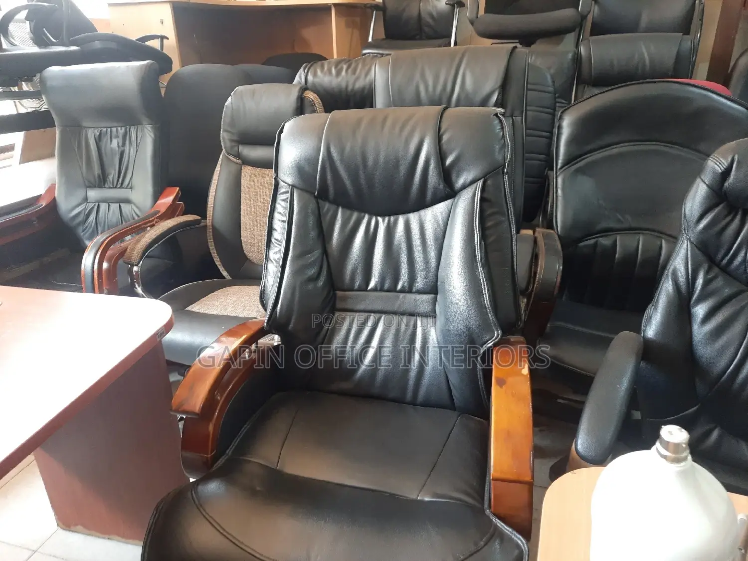 Office Chairs for Sale.