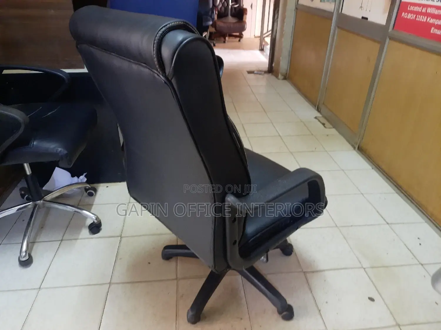 Medium Back Office Chair