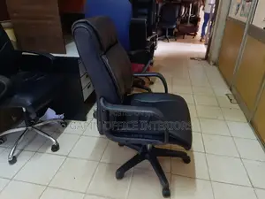 Medium Back Office Chair
