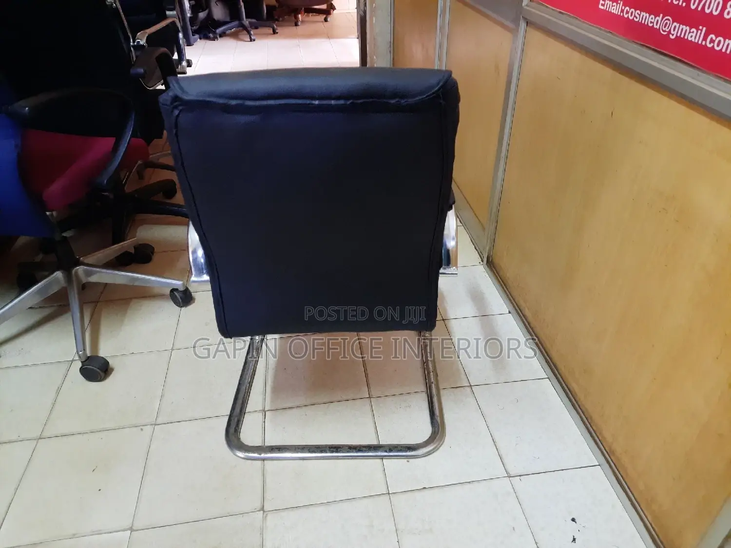 Non Adjustable Office Chair