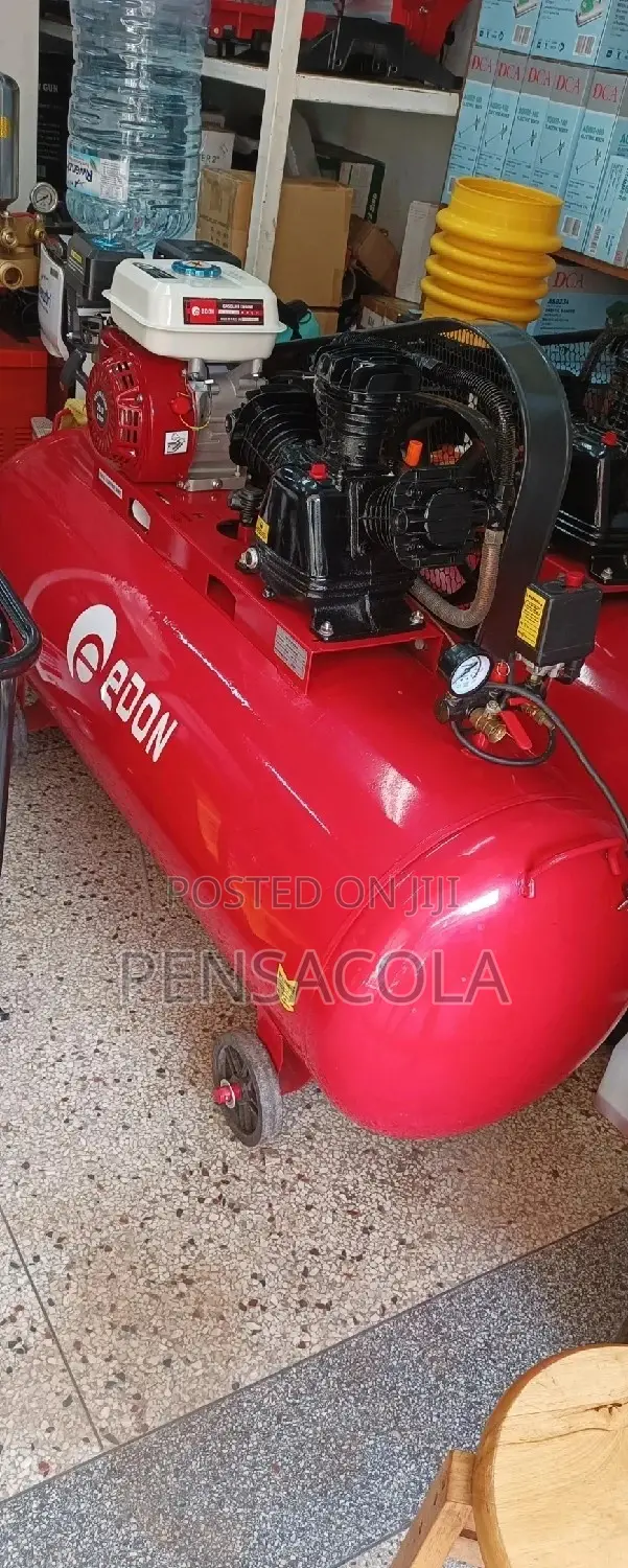 200litres Air Compressor.Petrol
