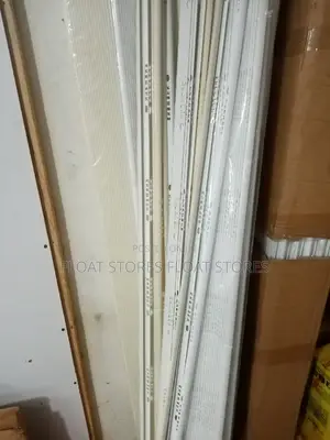 Plastic Tile Strips (002)
