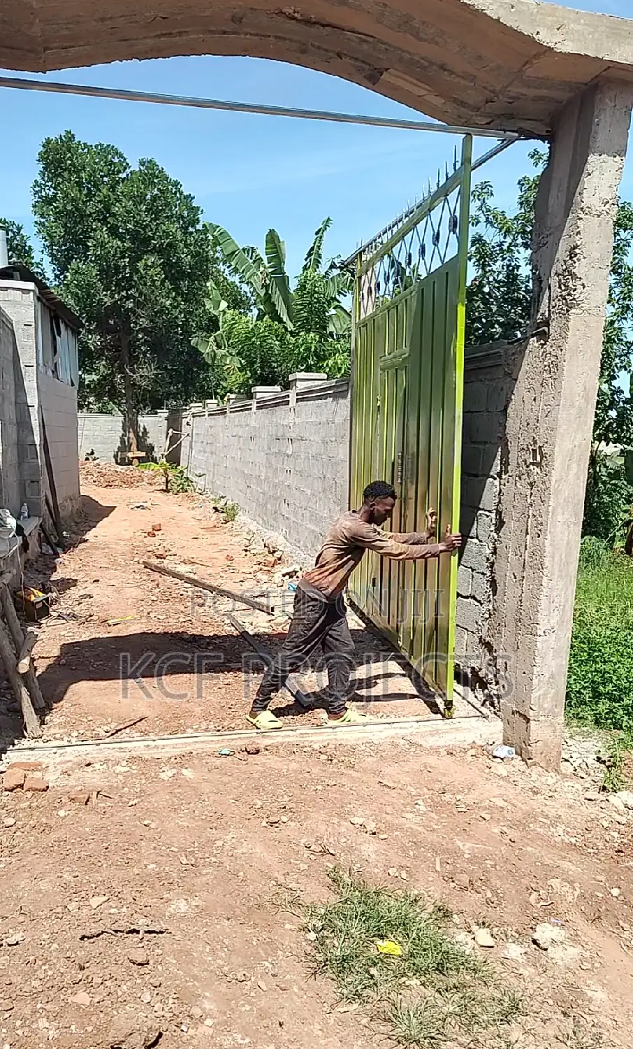 Sliding Gate Straight, 90° Turn , 360 Roll Any Sliding Design