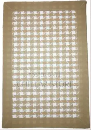 6 Square Decorative Placemats Table Mats and 1 Table Runner