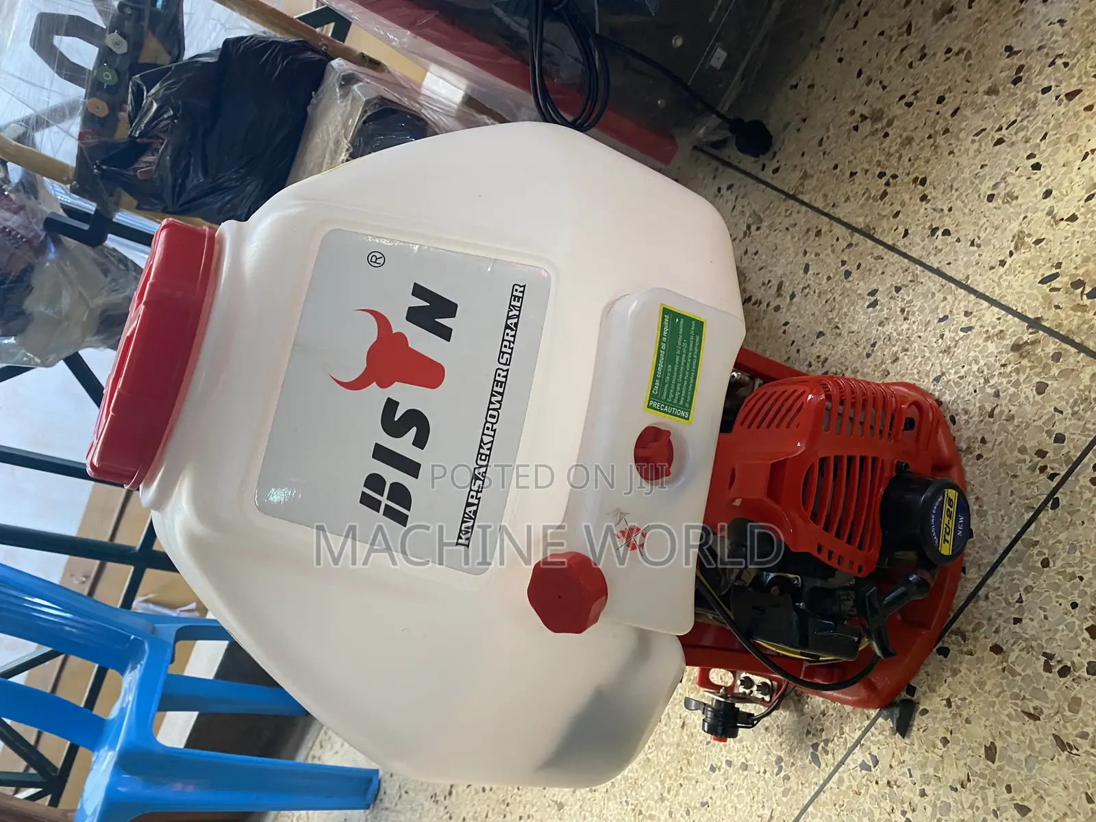 Bison Knapsack Sprayer