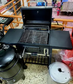 Charcoal Barbecue Grill