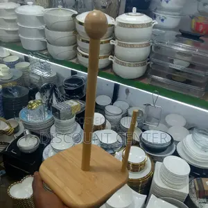 Wooden Tissue Holder