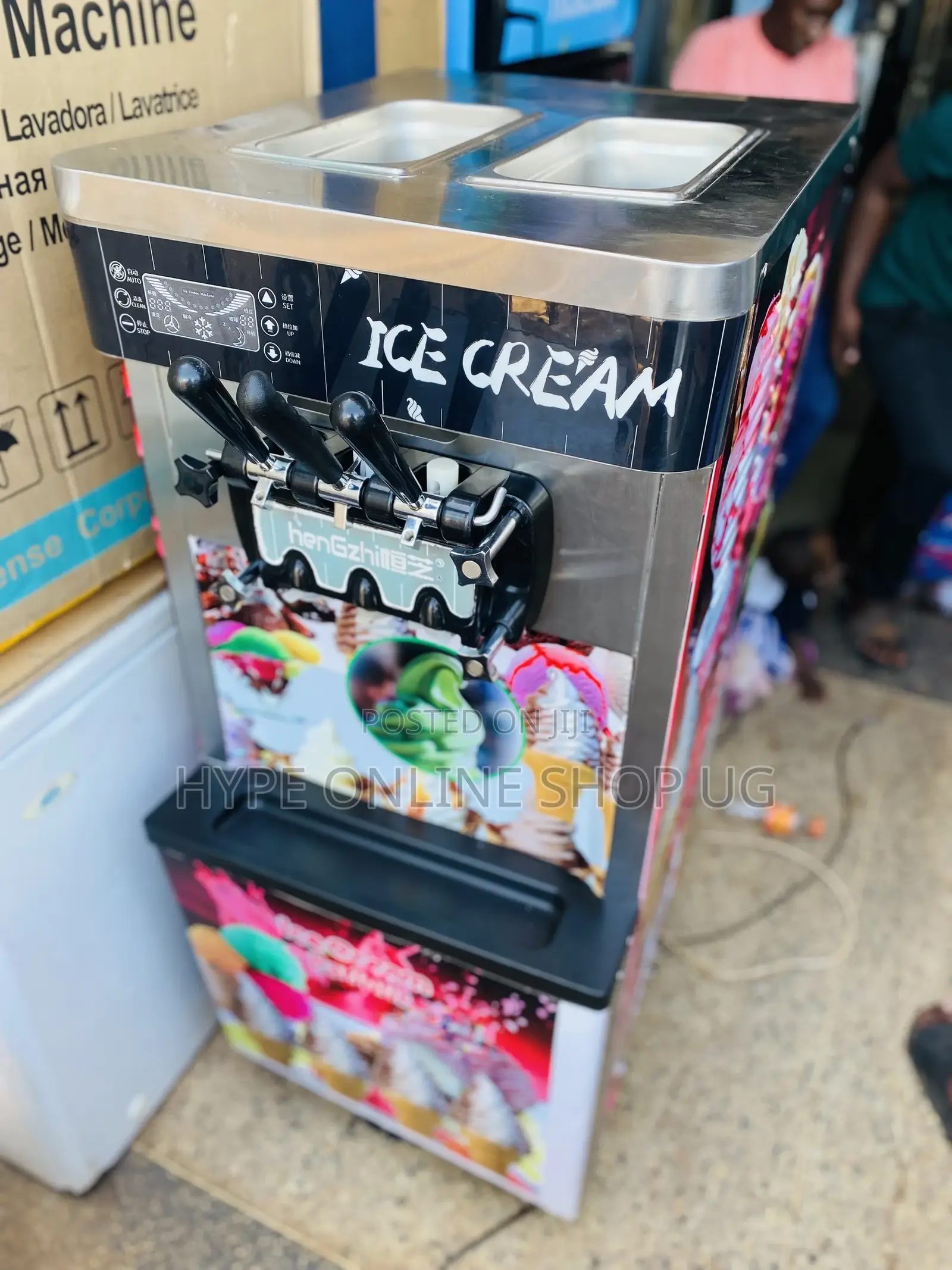 Fresh and Clean Icecream Machine