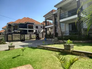 Furnished 7bdrm Duplex in Kisaasi, Nakawa for sale