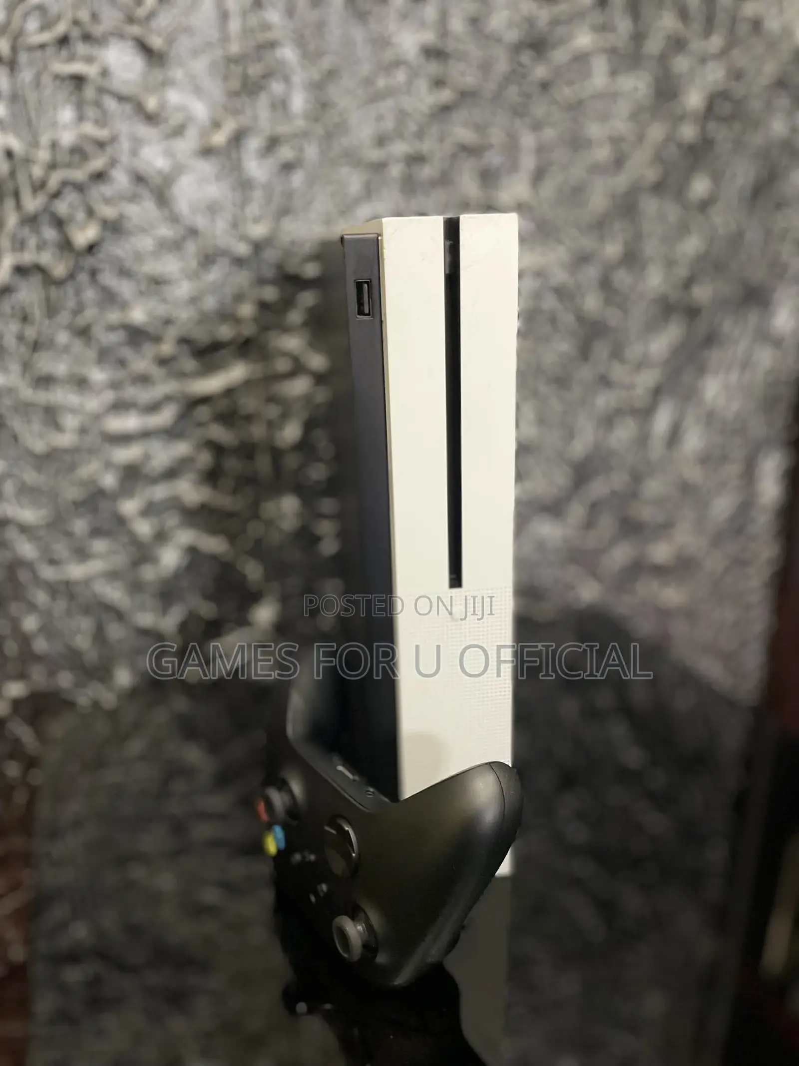 Xbox One S Used With One Controller??$$4