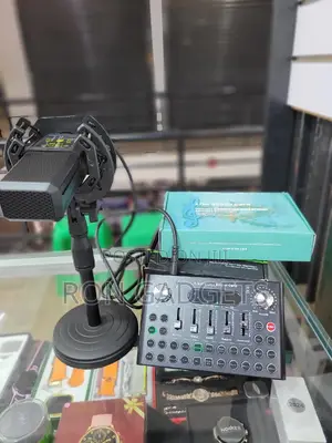 Live Studio Kit (Sound Card + Microphone)